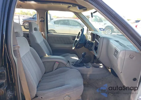 1997 Chevrolet Blazer Ls z USA, uszkodzony, nr VIN 1GNCS13W4V2200380